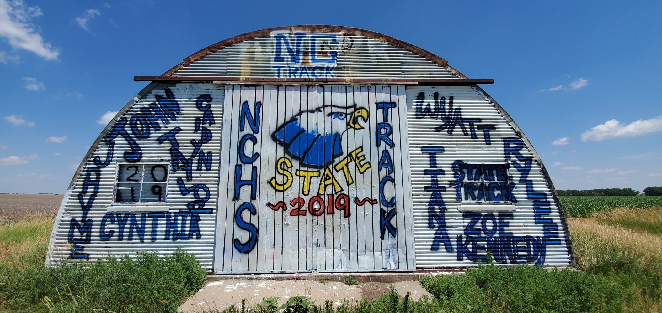 School spirit graffiti. It reminds me of the water tower near my school in New Mexico!