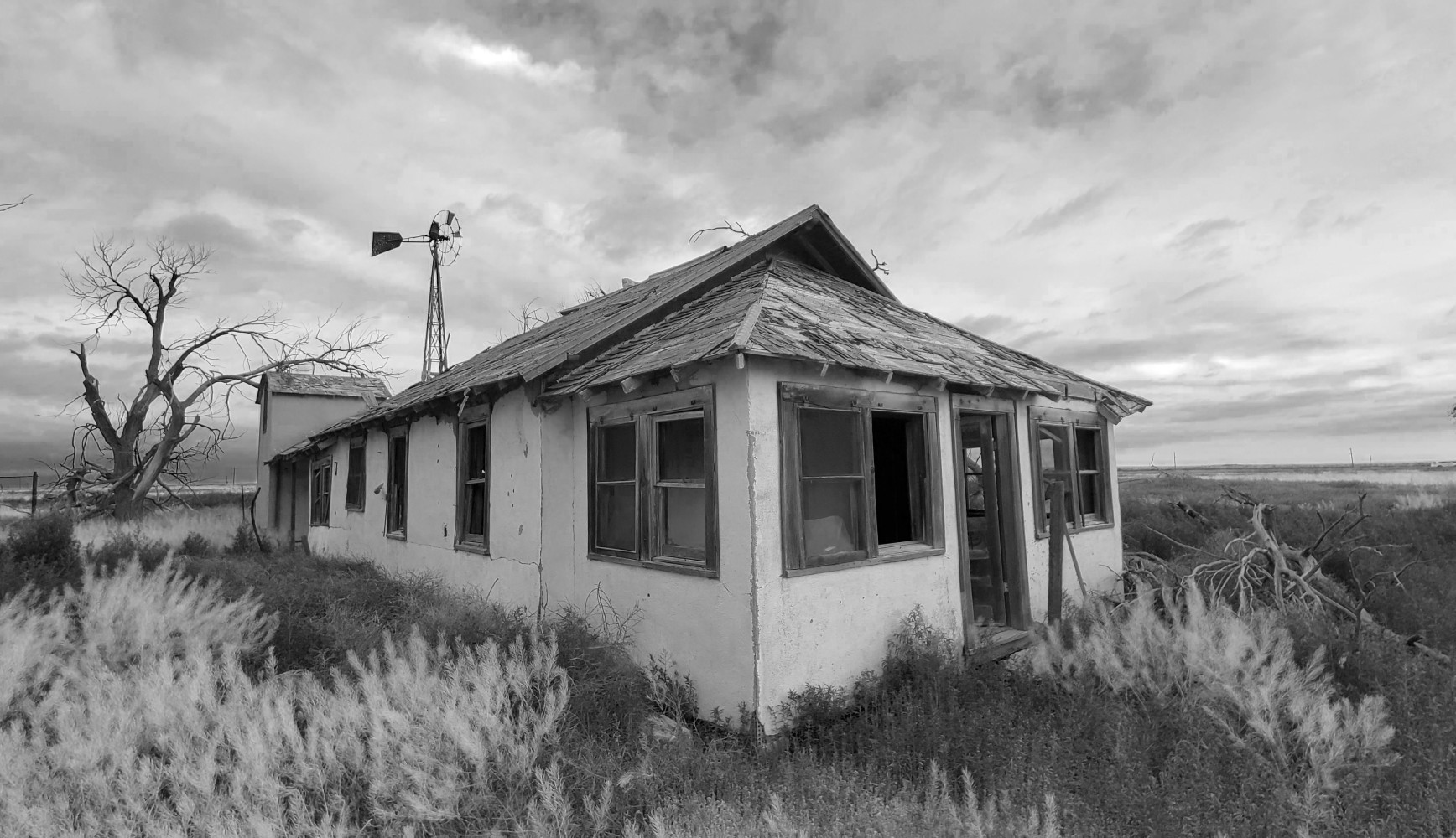 An abandoned house between Haswell and Eads, Colorado.