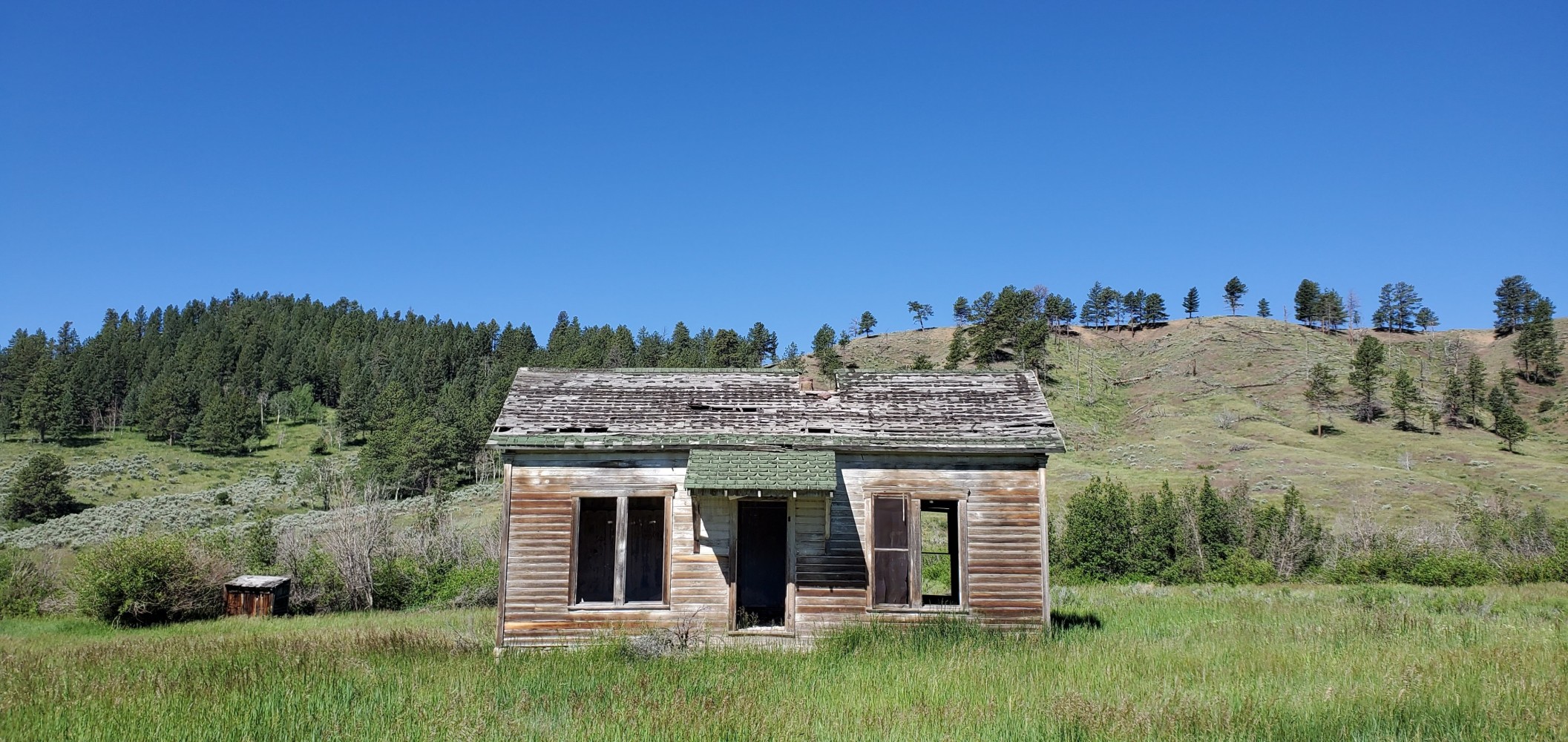 Abandoned house a few miles from Fort Garland.