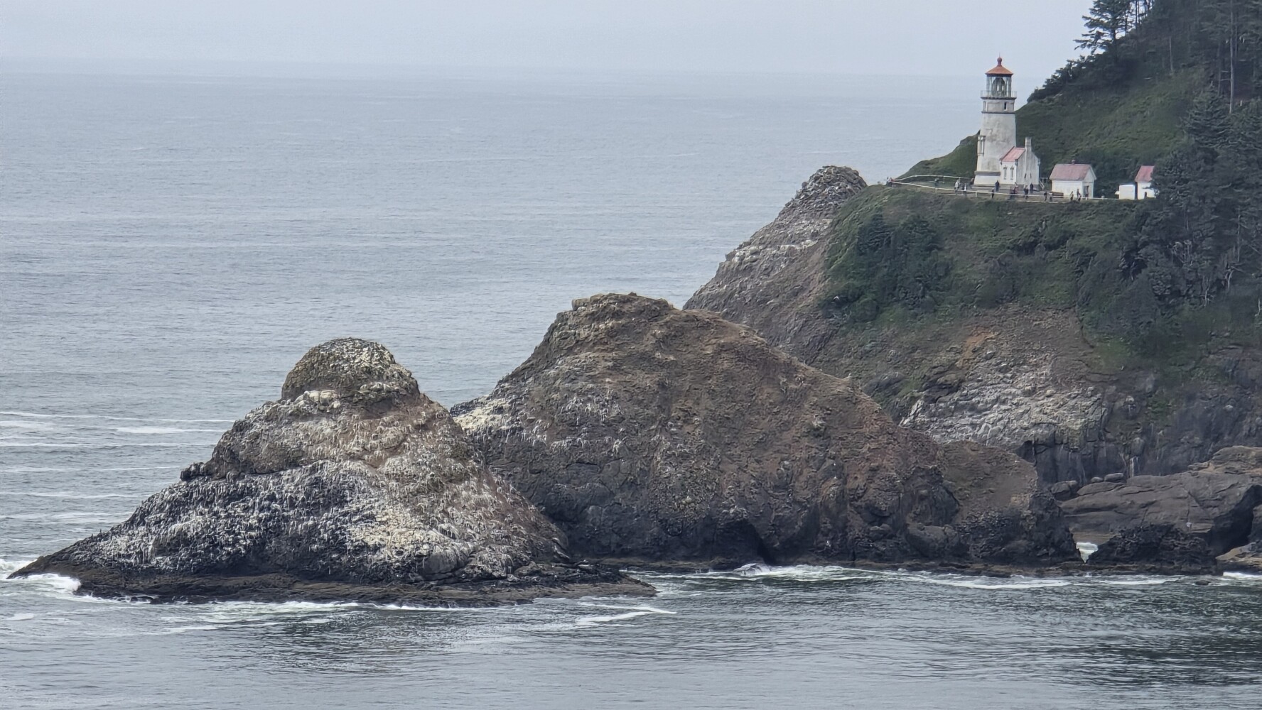 Closer view of the Heceta Head lighthouse