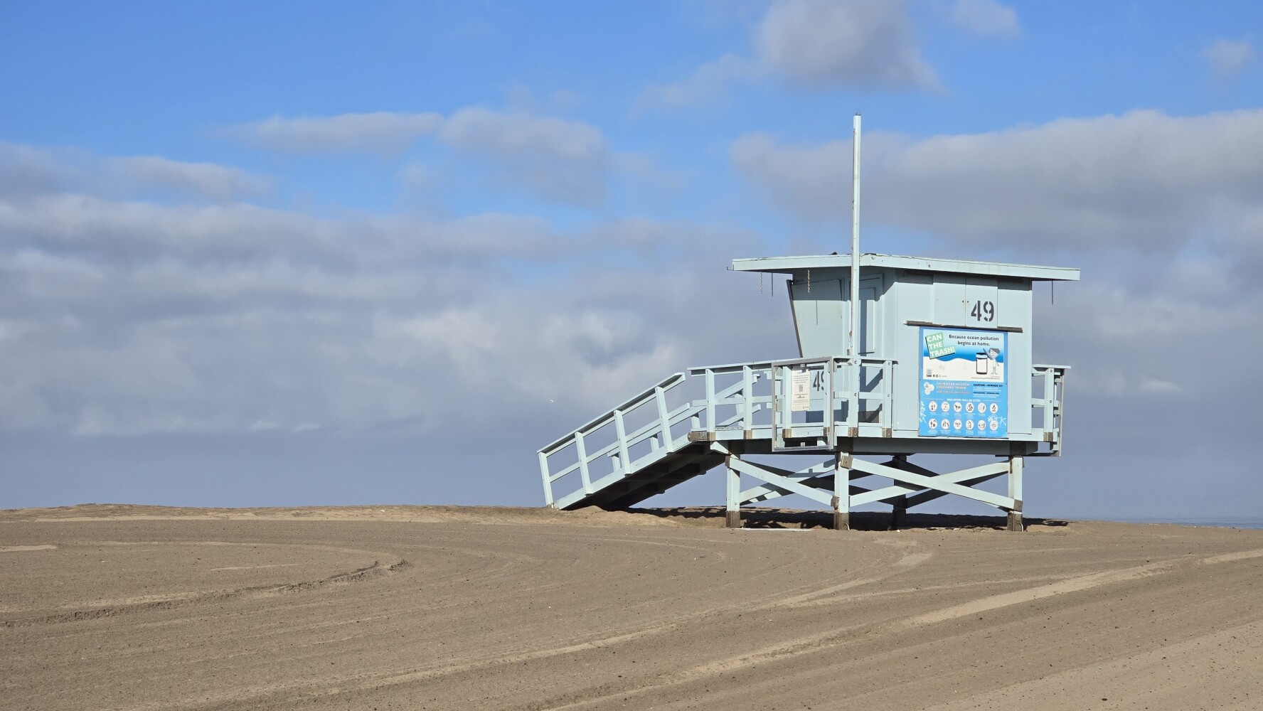 Another lifeguard shack