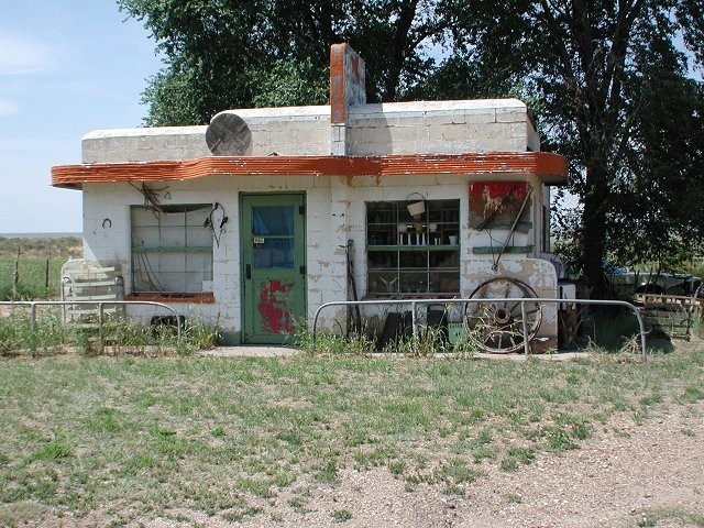 Abandoned gas station near the Texas - New Mexico border.